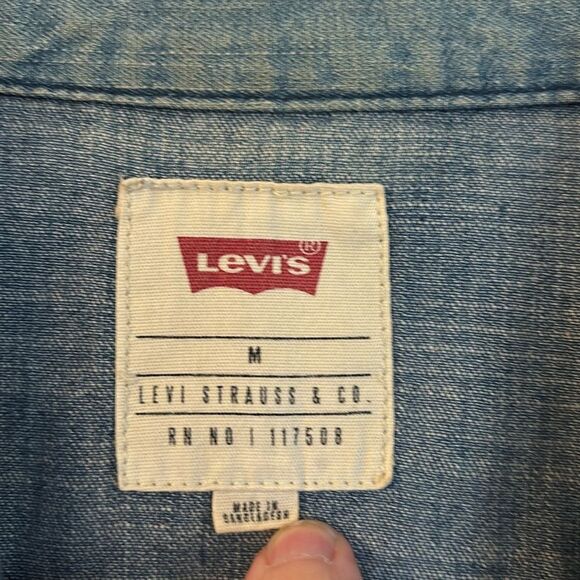 Levi’s Men’s Pearl button Snap Western wear long sleeve chambray shirt medium - Picture 6 of 9
